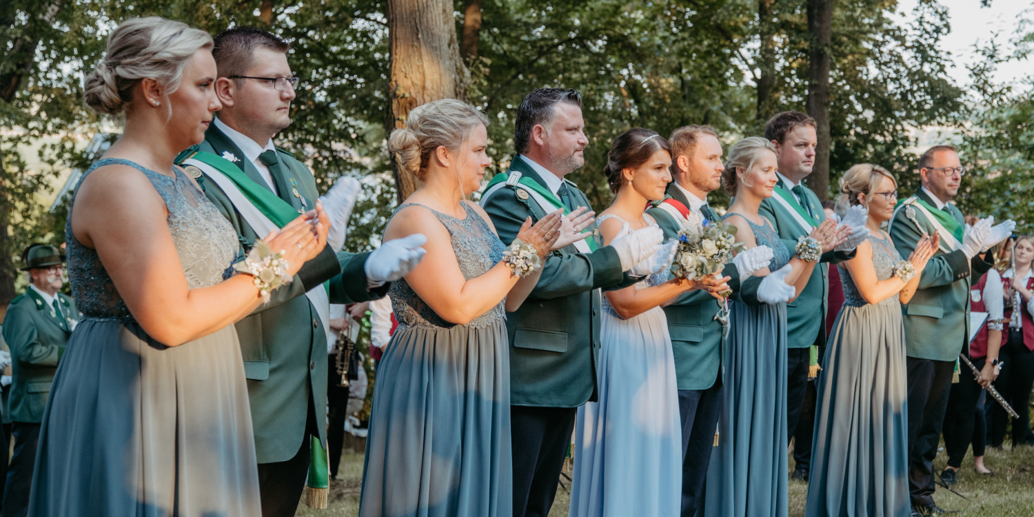 Ansprache, Kranzniederlegung und Zapfenstreich auf dem Filleberg